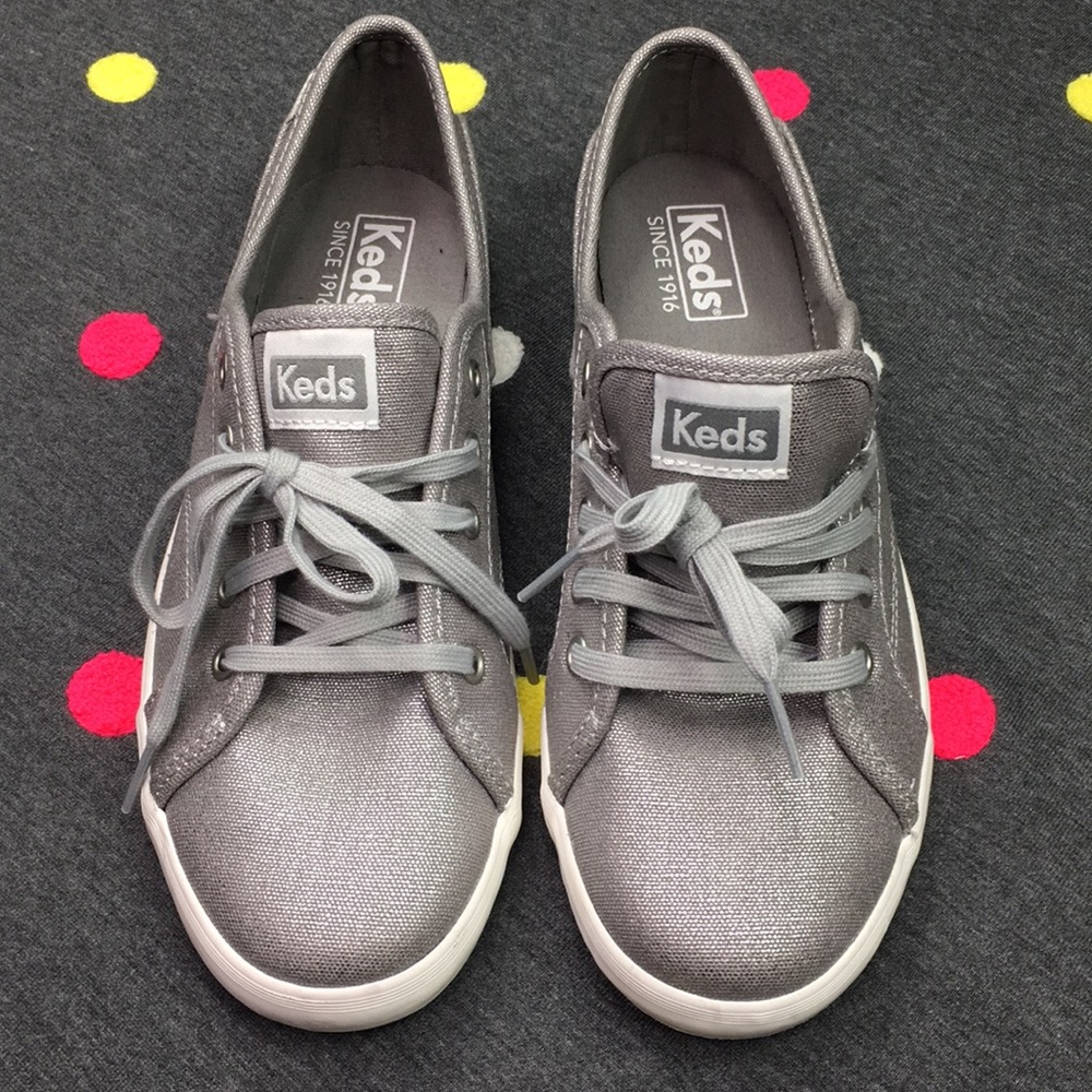 KEDS: Silver Lace UPS